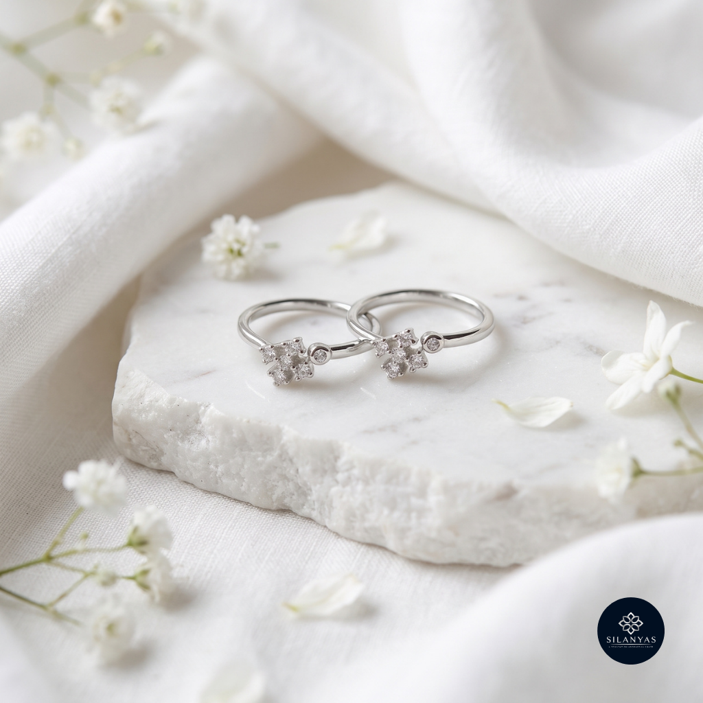 Blooming Star  925 Silver Rhodium-Plated CZ Toe Rings - Celestial Bloom Collection
