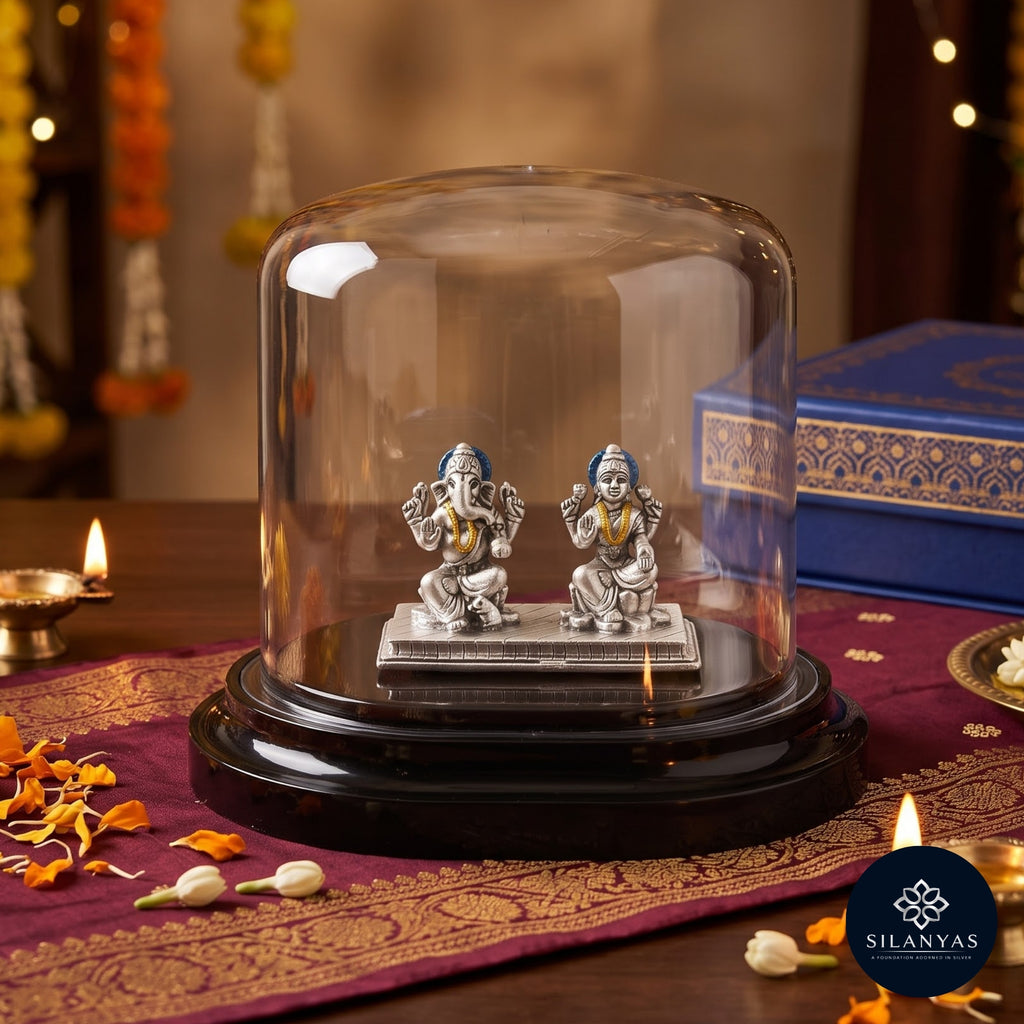 Shubh Lakshmi Ganesh 3D Idol – 999 Silver with Transparent Dome.