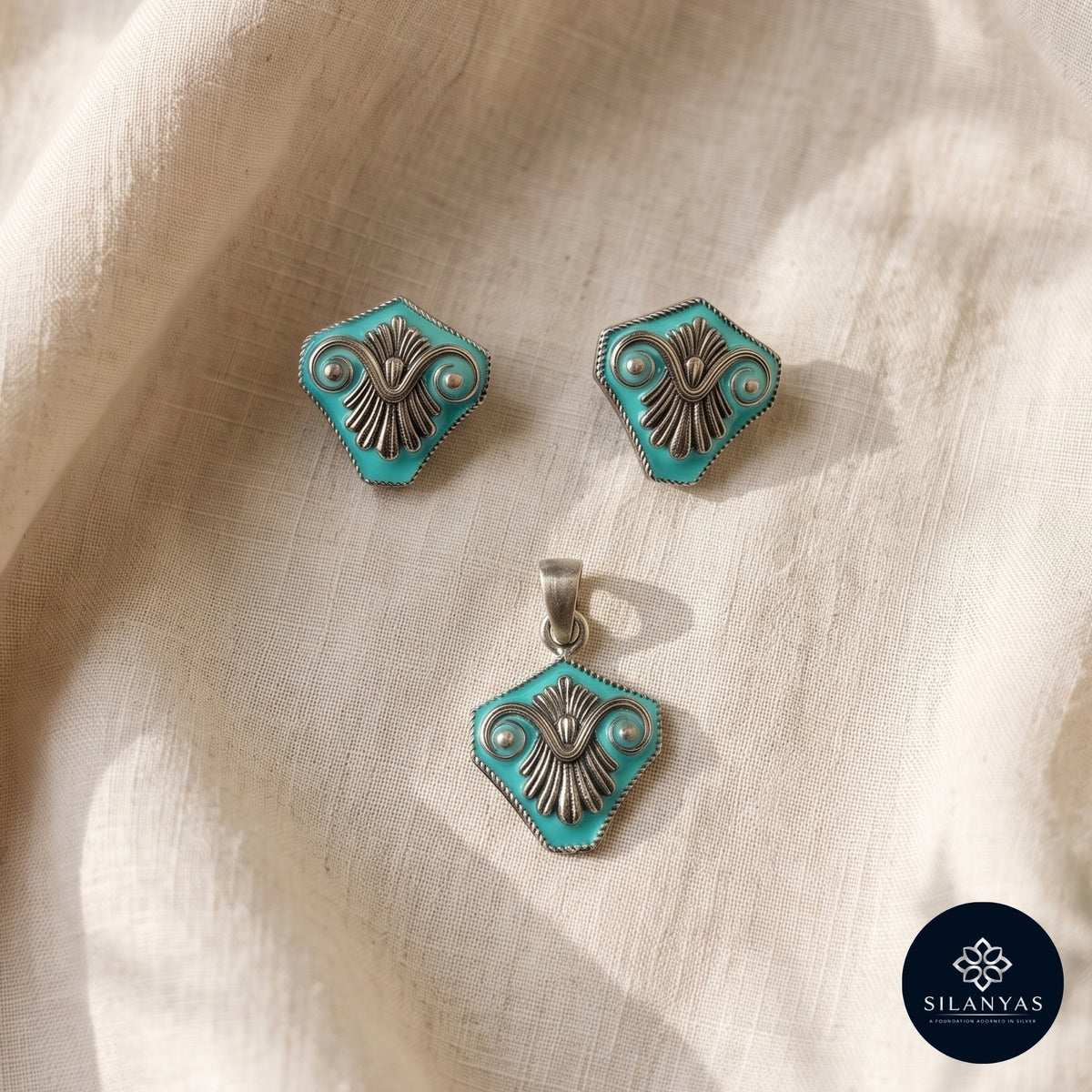 Neel Viraasat 925 Sterling Silver Enamel Pendant Set – Tribal Collection