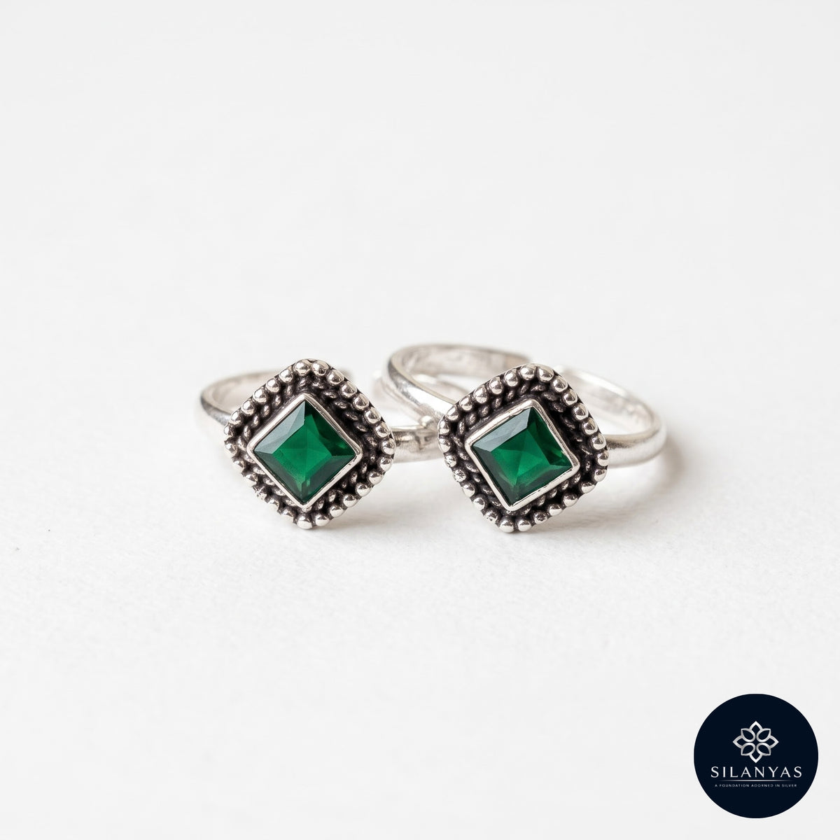 Gulnaar 925 Silver Synthetic Gemstone Toe Rings – Gulnaar Collection