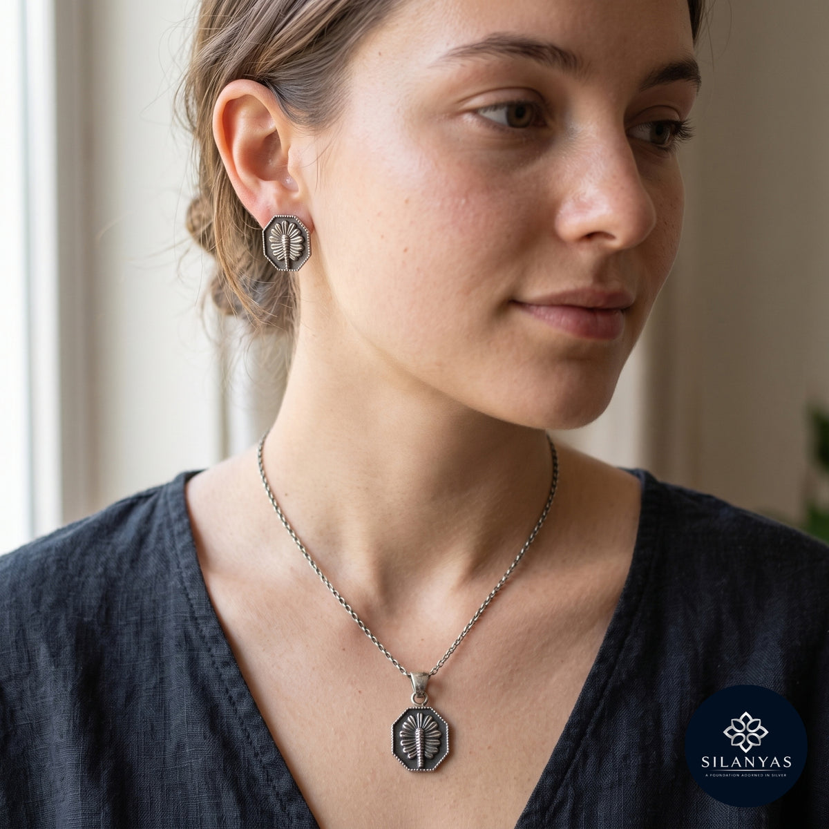 Prakriti Rekha 925 Sterling Silver Pendant Set - Tribal Collection