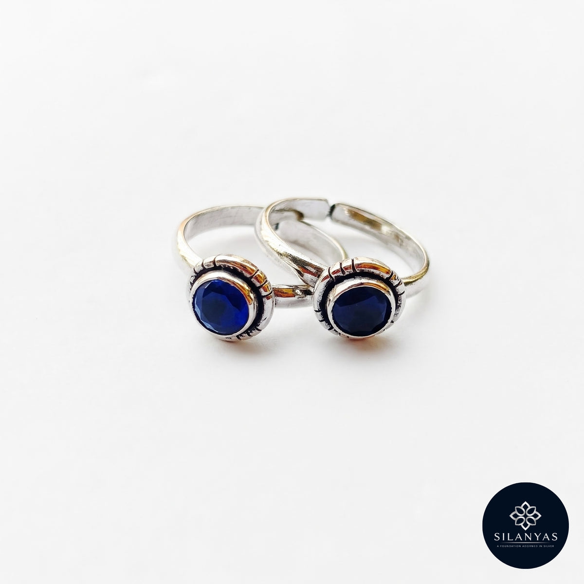 Noor 925 Silver Synthetic Gemstone Toe Rings