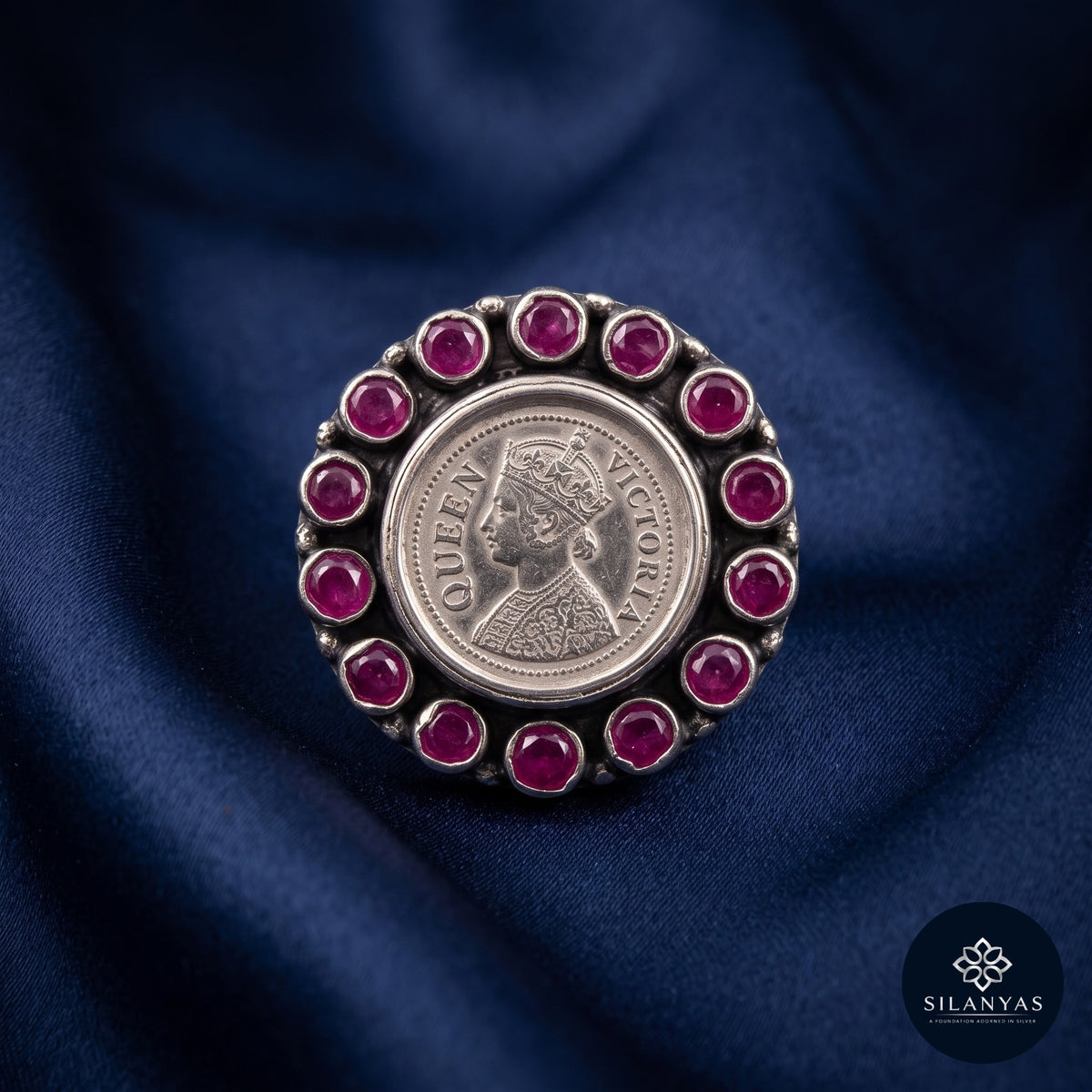 Heritage Queen Victoria Coin Ring with Cut Stones