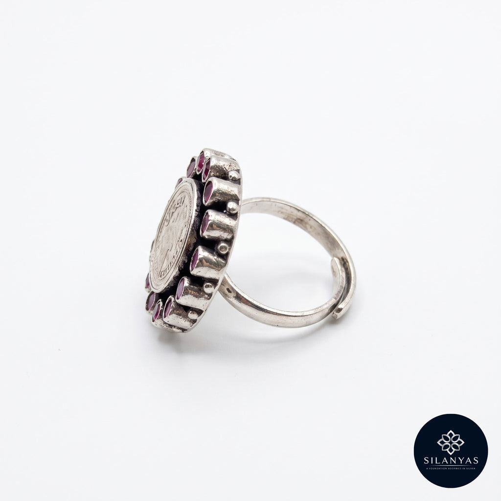 Heritage Queen Victoria Coin Ring with Cut Stones