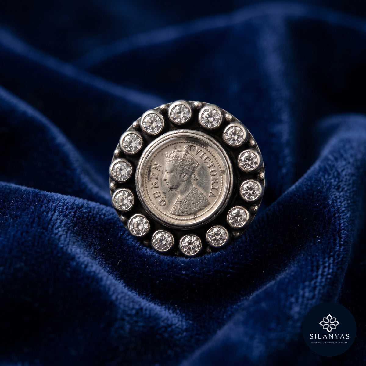Heritage Queen Victoria Coin Ring with Cut Stones