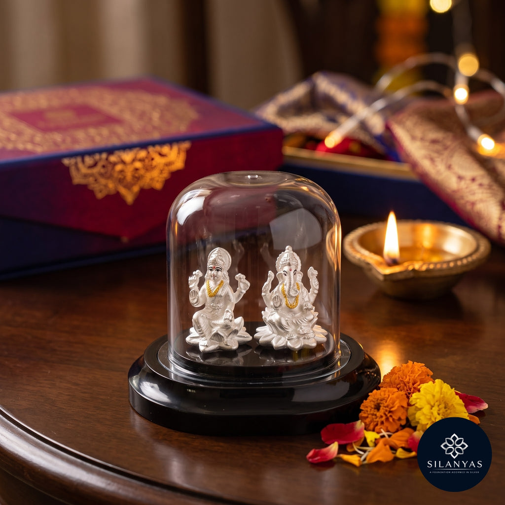 Shubh Lakshmi Ganesh 3D Idol – 999 Silver with Transparent Dome..