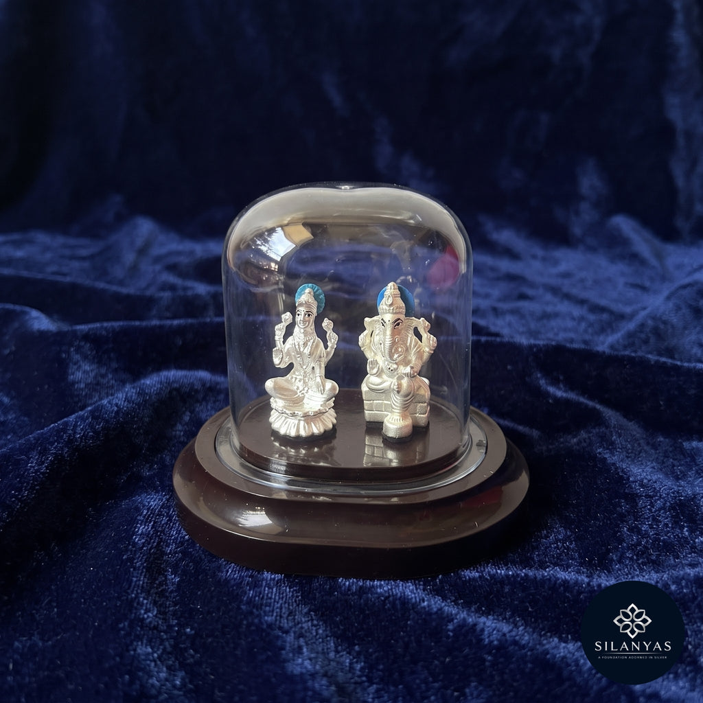 Shubh Lakshmi Ganesh 3D Idol – 999 Silver with Transparent Dome....