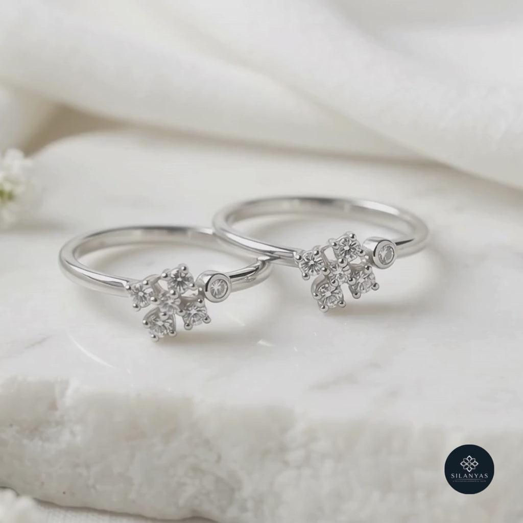 Blooming Star  925 Silver Rhodium-Plated CZ Toe Rings - Celestial Bloom Collection