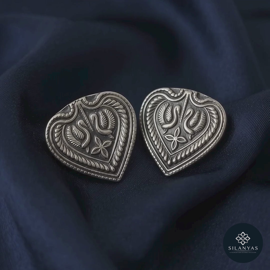 Amrapali Heart 925 Sterling Silver Stud Earrings  – Amrapali Heritage Collection