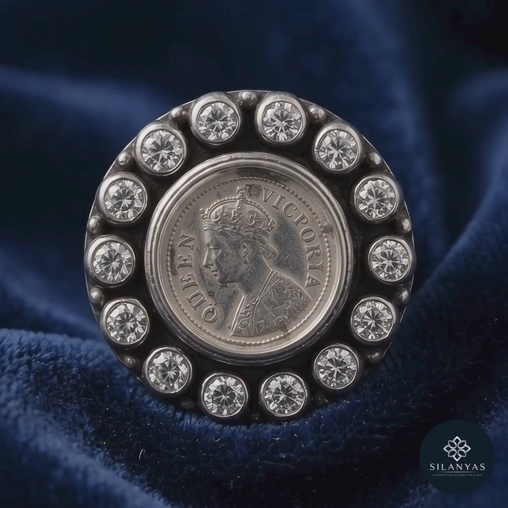 Heritage Queen Victoria Coin Ring with Cut Stones